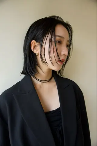 ショート カラー レイヤー／似合わせ TAKUYAのヘアスタイル