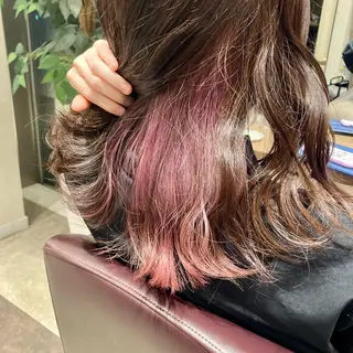 セミロング カラー 松岡 知のヘアスタイル