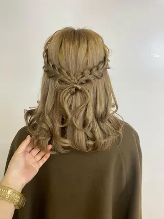 セミロング ヘアアレンジ レディースカット/ シュドウヒナタ🐰のヘアスタイル