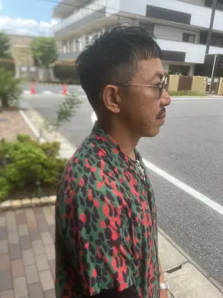 メンズ Aube Hair McQueen所属・クリハラ シュウのヘアスタイル