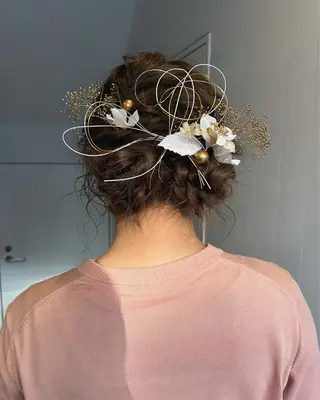 ヘアアレンジ hen所属・心斎橋/レイヤー/ ブリーチ/モエのヘアスタイル