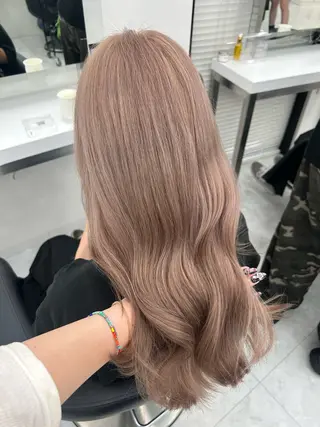 カラー niina🖤 暗髪×レイヤーのヘアスタイル