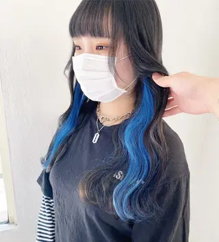 セミロング カラー ヘアアレンジ レイヤーウルフ エクステ磯部のヘアスタイル