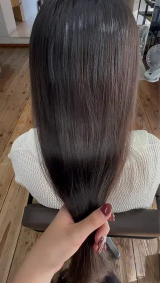 ロング カラー MISAKI ‎のヘアスタイル