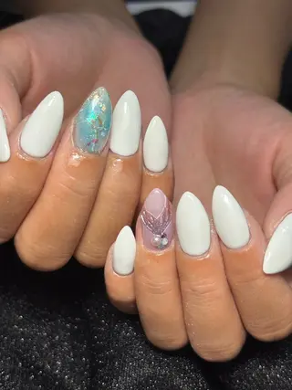 ネイル ✴︎ Delightのネイルデザイン