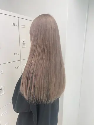 ロング カラー 🤍💕ブリーチカラ ーAyaka💕🤍のヘアスタイル