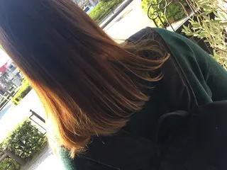 ミディアム 玉邑 美菜のヘアスタイル