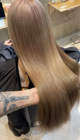 ロング カラー Ma chérie  by Lond所属・大西 天使のヘアスタイル