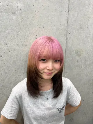 ミディアム 🛼ハイトーンボブ 🍭yui :)のヘアスタイル