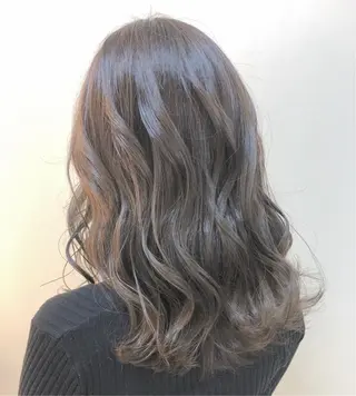 セミロング カラー 【スタイリスト】此木 裕菜のヘアスタイル