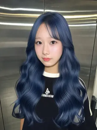 ロング カラー ヘアアレンジ 寒色アイドルカラー JUNOチナツのヘアスタイル