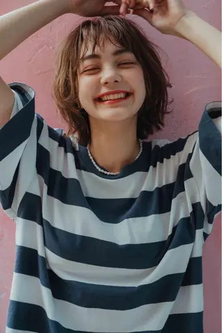 ショート カラー ノグチ ナツコのヘアスタイル