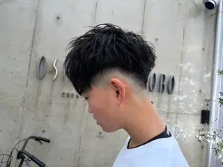 ショート メンズ OSHARE DOROBO bis所属・槇野 彪海のヘアスタイル