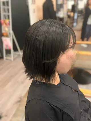 ショート 艶髪カラー┊︎ レイヤーボブ🍀きりのヘアスタイル