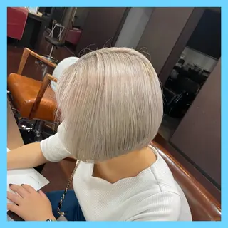 ショート カラー 艶髪美容師 🧸YUZU🤍のヘアスタイル