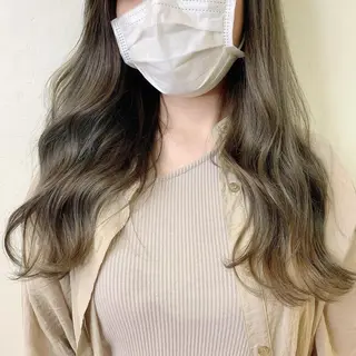 セミロング カラー パーマ ヘアアレンジ キッズ ネイル マツエク・マツパ オリーブカラー 特化　　kaiのヘアスタイル