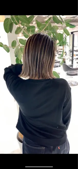 ショート 神戸でブリーチなら puty/レイヤーのヘアスタイル