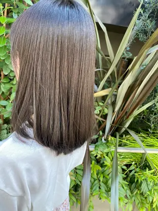 ミディアム カラー ヘアアレンジ 外苑前NO.1艶髪 透明感カラーのヘアスタイル
