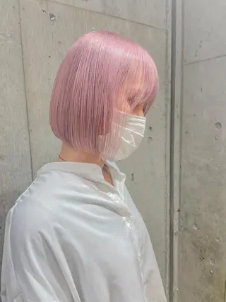 ショート カラー ネイル マツエク・マツパ アイブロウ ⭐ハイトーンブリーチ ミルクティーピンクのヘアスタイル