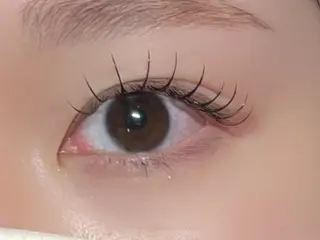 マツエク・マツパ Lau【ラウ】所属・Lau【ラウ】 ⁂NaNaのマツエク・マツパデザイン