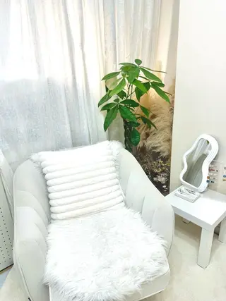 ネイル Elegancia. Hiromiのネイルデザイン