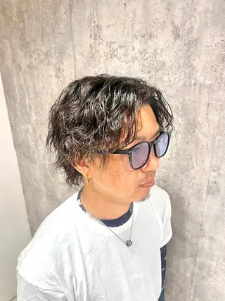 ミディアム パーマ メンズ ⛓️メンズパーマの神 ⛓️Yoshiyaのヘアスタイル
