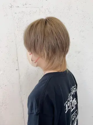 ショート カラー 310【サンイチマル】所属・透明感ハイトーン🦄 キラ🌈のヘアスタイル