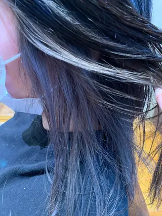 ロング カラー ツイストスパイラル 波巻き🩵片平和香奈のヘアスタイル