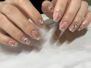 ネイル 佐伯 真帆のネイルデザイン