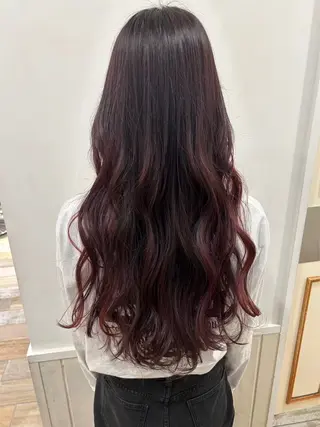 ロング レイヤーカット🐺 hina🩶のヘアスタイル