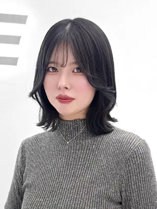 ミディアム カラー ヘアアレンジ 盛れる韓国ボブ🤍 縮毛矯正🤍ひかりのヘアスタイル