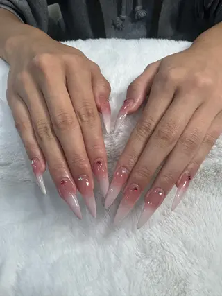 ロング MARuCHU Hakuのネイルデザイン