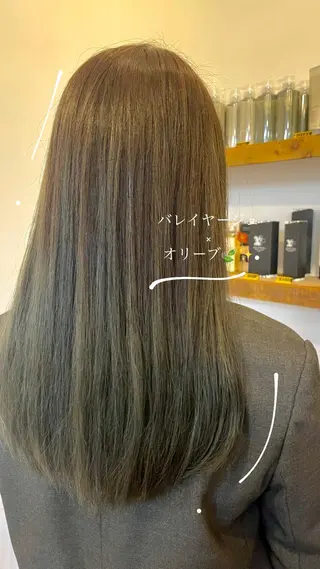 ロング カラー ハイトーン 🌷ハルミ🌷のヘアスタイル