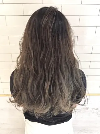 ロング カラー レイヤーカット× 髪質改善たもりのヘアスタイル