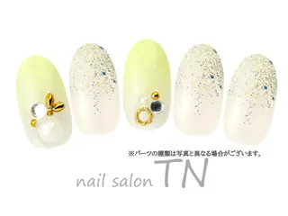 ネイル 菊池 佑海のネイルデザイン