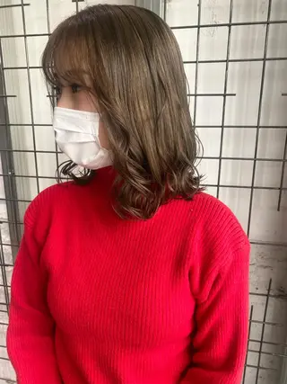 カラー AYANE 韓国ヘア /レイヤーカットのヘアスタイル