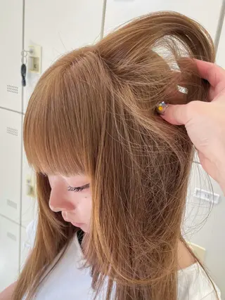 カラー Mayu/ブリーチ/ 抜け感hairのヘアスタイル