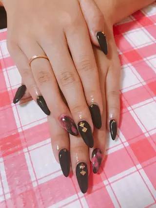 ネイル 藤 あやのネイルデザイン