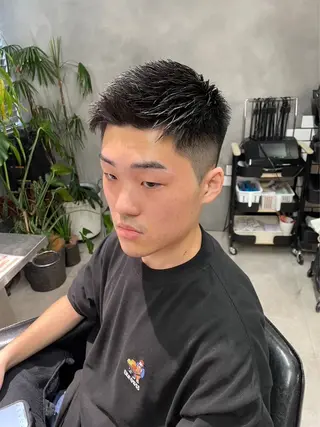 ショート カラーモデル募集中 🎨三ッ峰悠貴のヘアスタイル