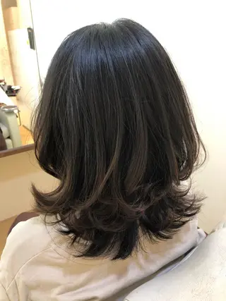 ミディアム パーマ 山岡 徹也のヘアスタイル