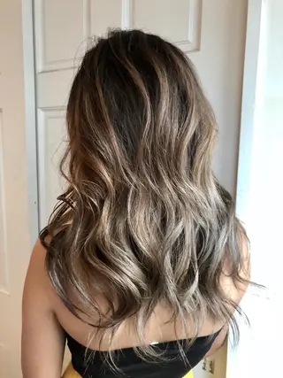 セミロング カラー 【代表】高山 一真のヘアスタイル