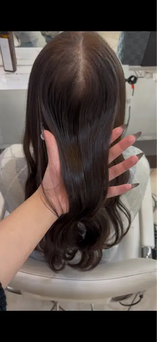 ロング 🐰ﾈﾓﾄ ﾋﾅﾉ｜ 淵野辺カラー🤍🫧のヘアスタイル