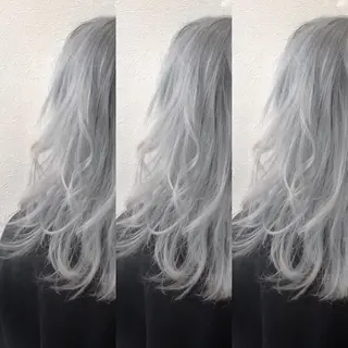 セミロング カラー AHNKISM AHNKISMのヘアスタイル