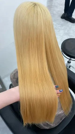 カラー Mayu/ブリーチ/ 抜け感hairのヘアスタイル