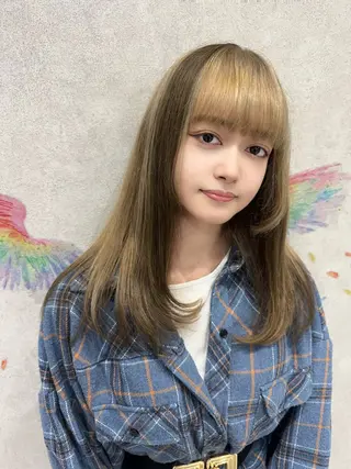 セミロング カラー 韓国ヘアー🦄ྀི オタク美容師🌈山本のヘアスタイル