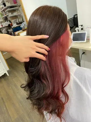 ロング カラー IwAsh大和駅前店所属・IwAsh大和駅前店 河野亜里香のヘアスタイル