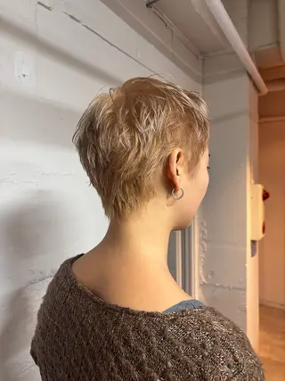 ショート カラー 🩵似合わせカット SEIRA🩵のヘアスタイル