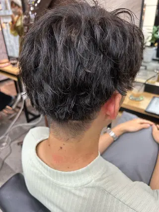 パーマ メンズ 飯塚 沙衣のヘアスタイル
