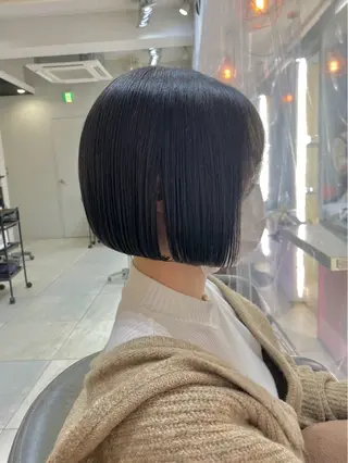 ショート モテ髪🫧赤み消し カラー表参道きょうこのヘアスタイル