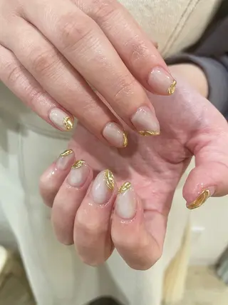 ネイル 楢本 彩耶のネイルデザイン